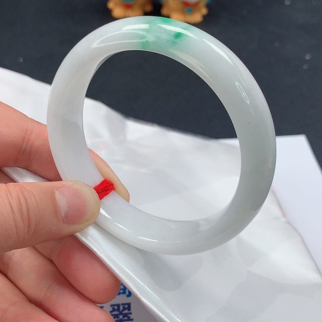 翡翠手镯未镶嵌58.5正圈22