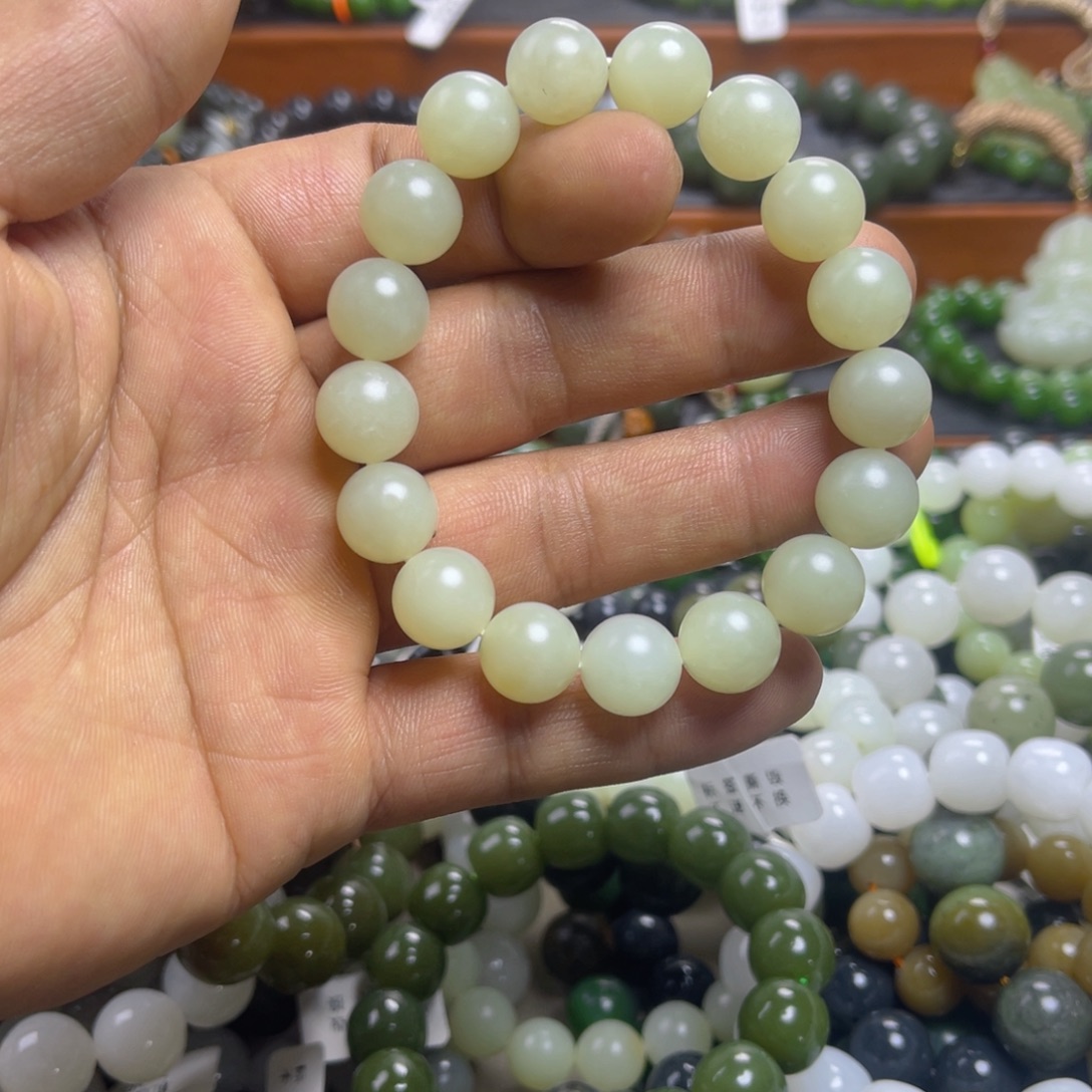 和田玉未镶嵌手链