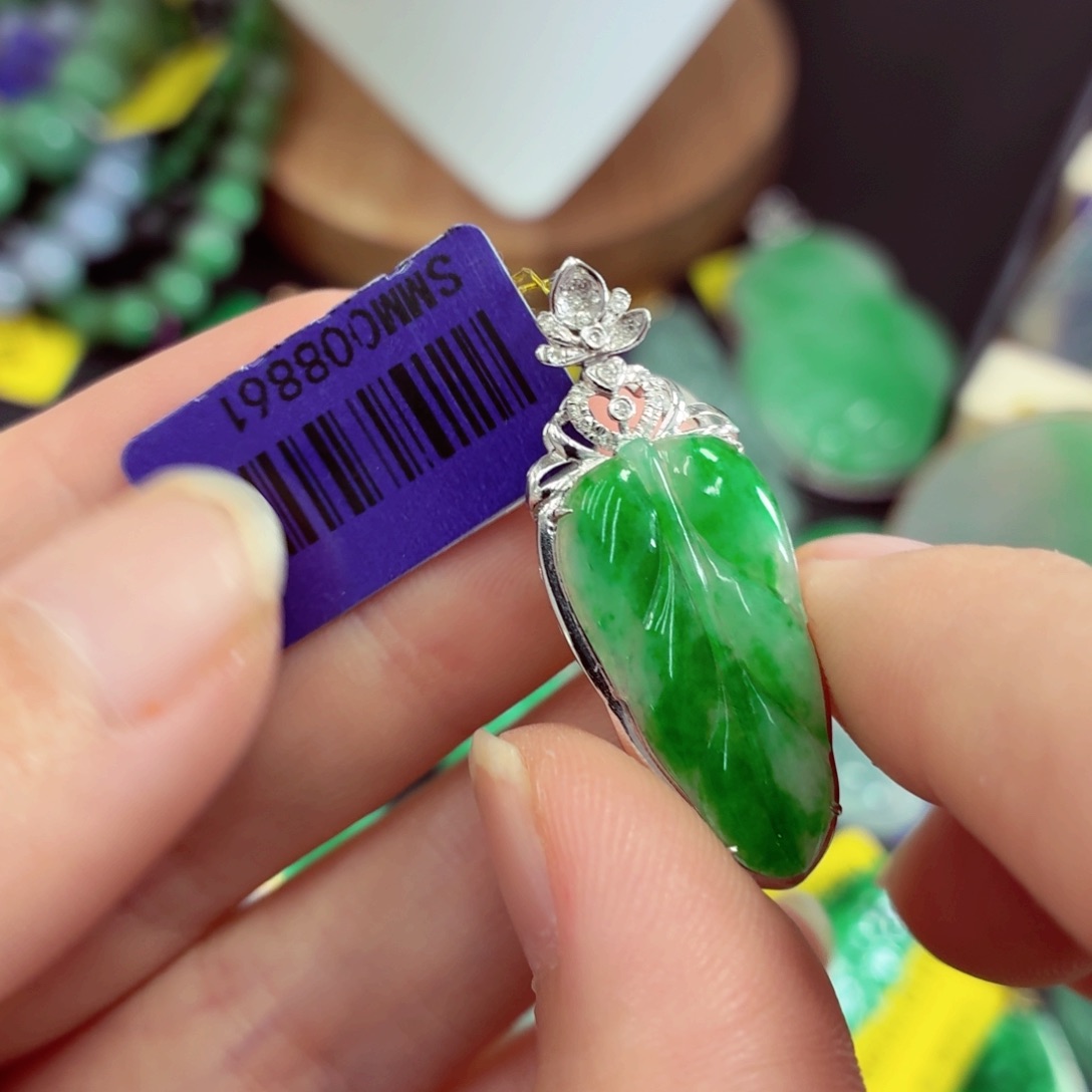 翡翠18K金镶嵌吊坠(不含链)