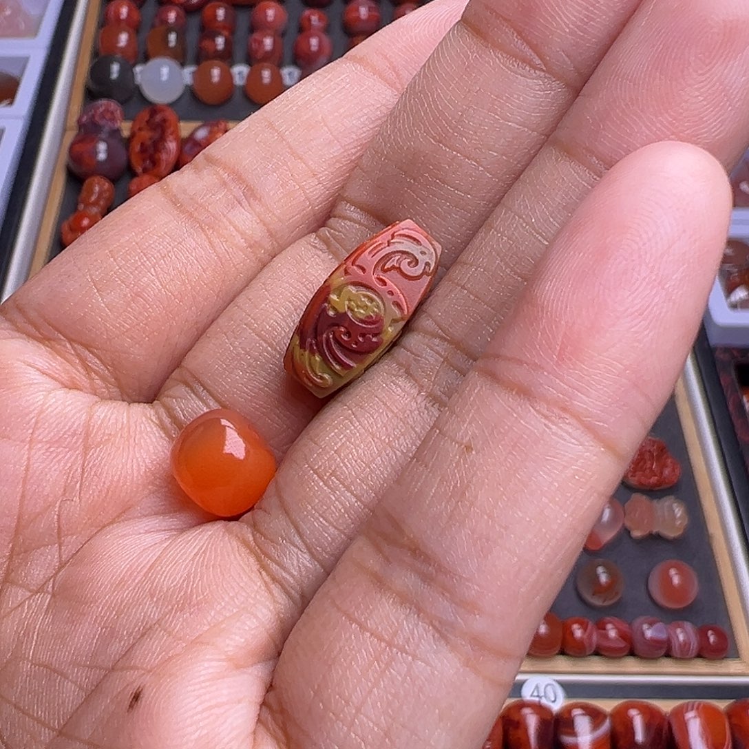 A***e南红玛瑙未镶嵌珠宝奇石