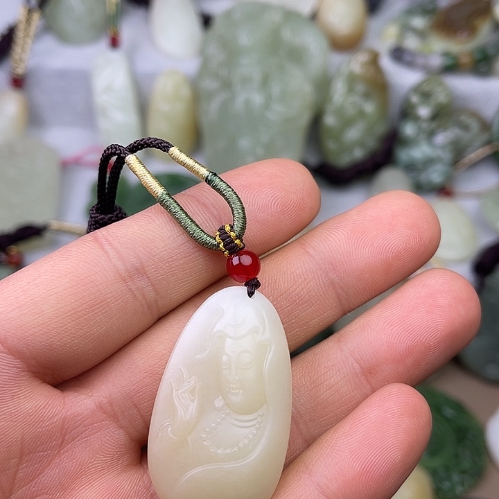 和田玉吊坠(不含链)未镶嵌