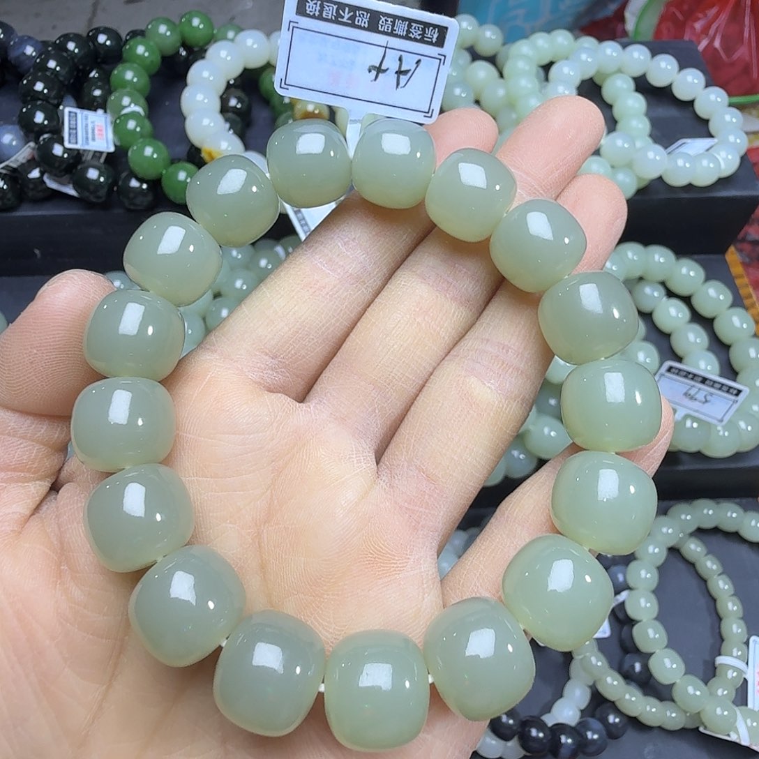 和田玉未镶嵌手链