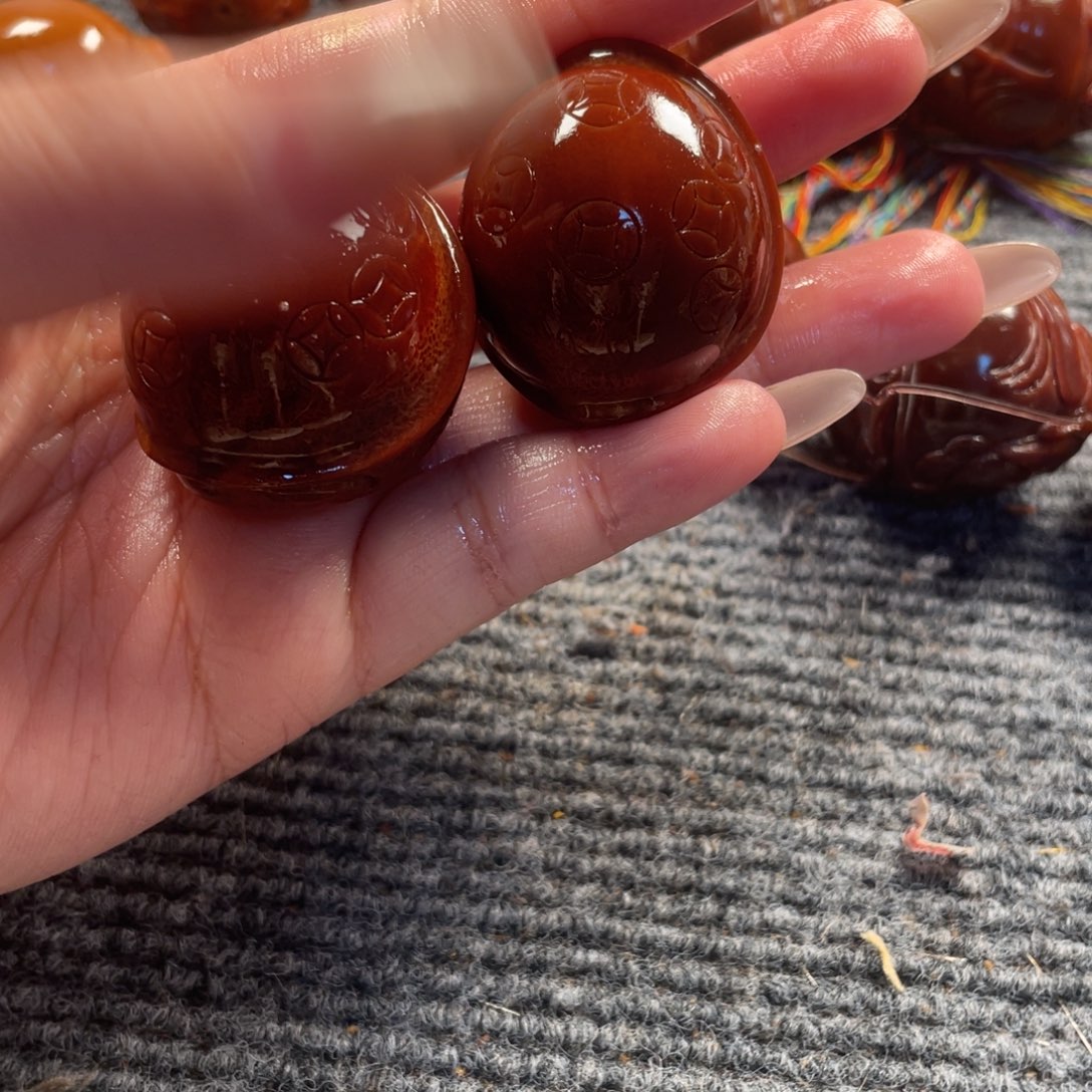 大叶紫檀（黑酸枝木类）元宝龙甲