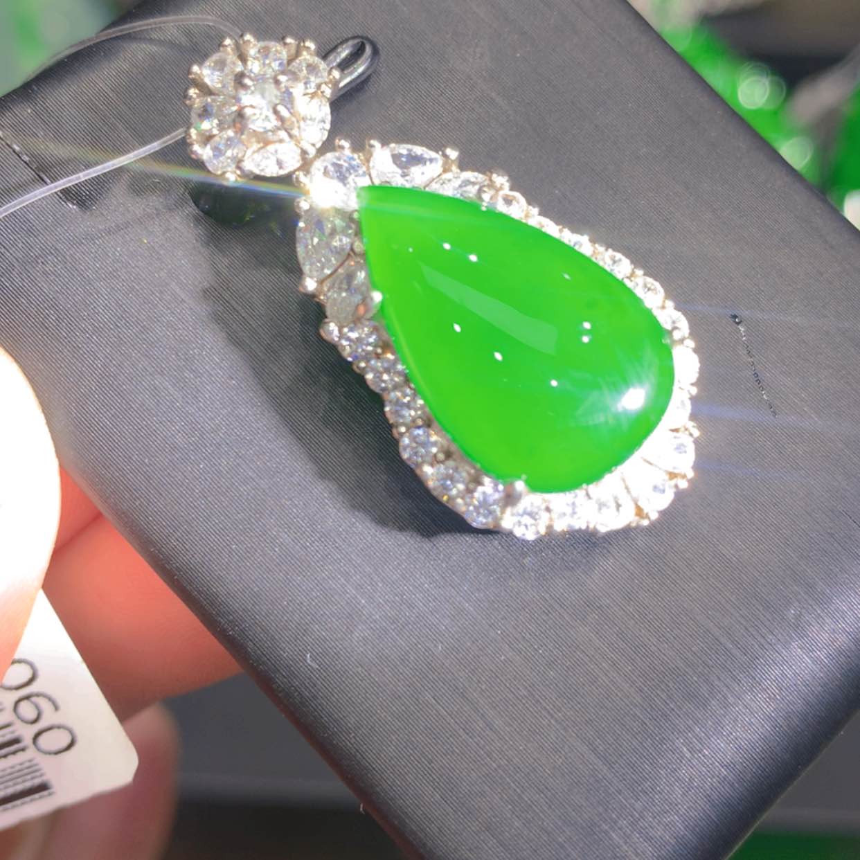 【闪购商品】翡翠颈饰银S925镶嵌366566666