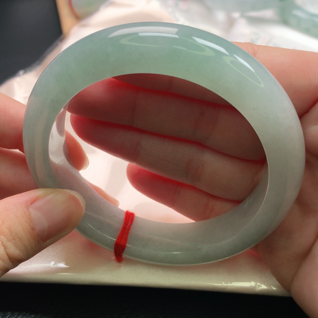 翡翠手镯未镶嵌5960圈