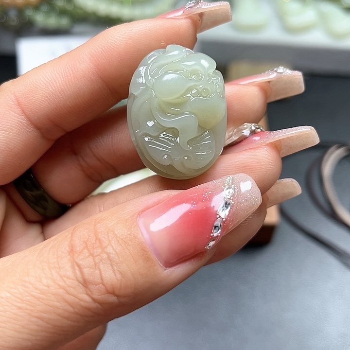 【闪购商品】和田玉颈饰未镶嵌