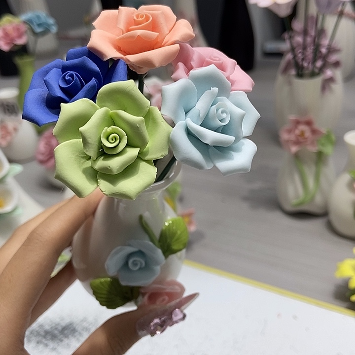 陶瓷纯手工捏花设计