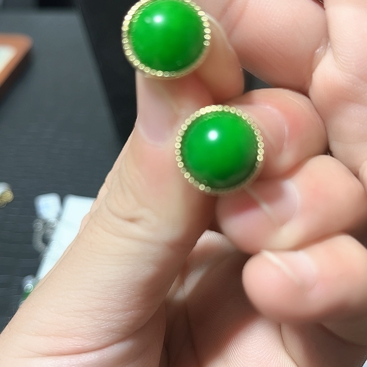 翡翠颈饰14K金镶嵌耳钉