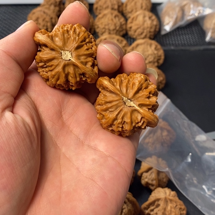 桃核把件46886535788