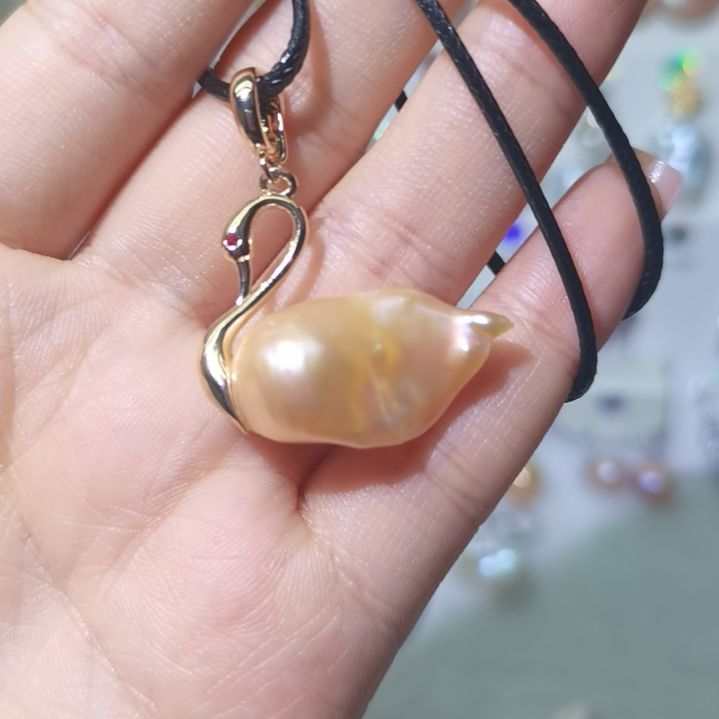 颈饰未镶嵌淡水珍珠