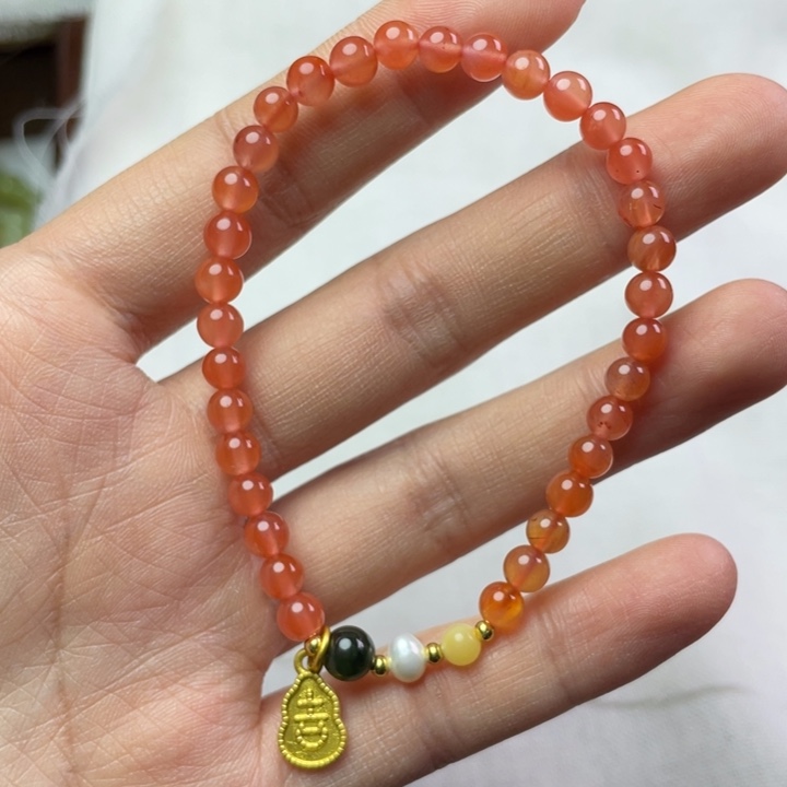 南红玛瑙手串未镶嵌