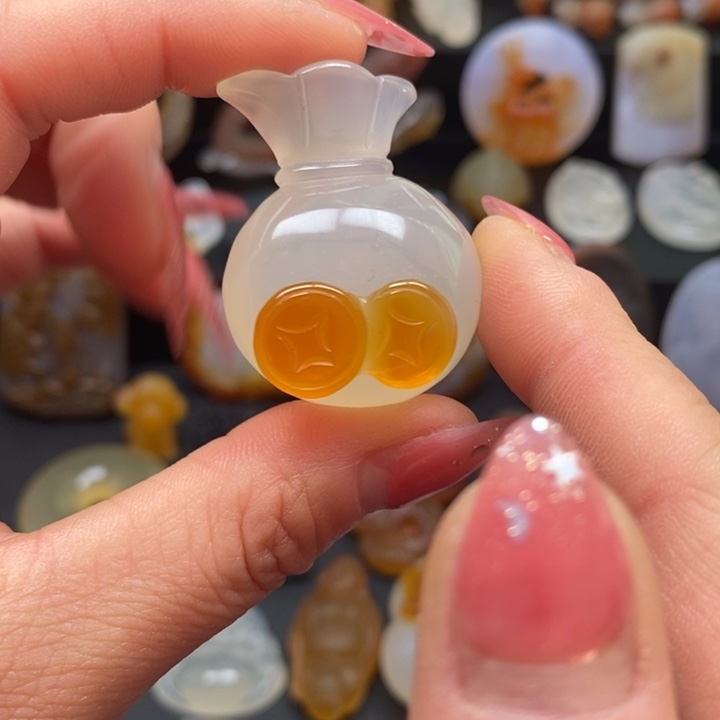 玛瑙/玉髓未镶嵌吊坠(不含链)
