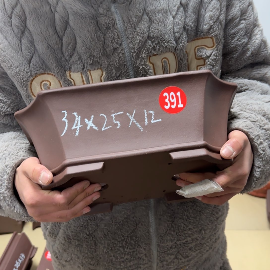 紫砂花盆呜呜呜呜