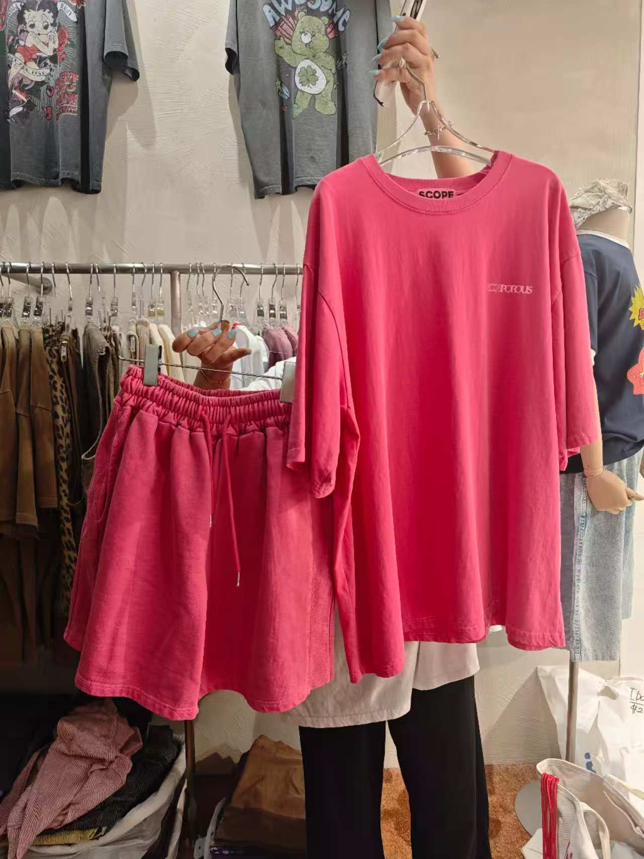 韩国运动套装【no退no换】腰围122臀围128裤长47胸围140衣长77