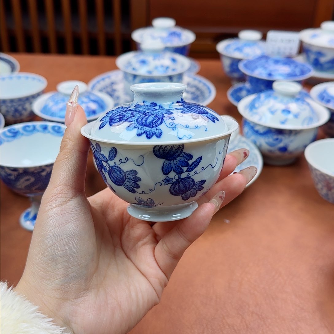 景德镇陶瓷手绘盖碗