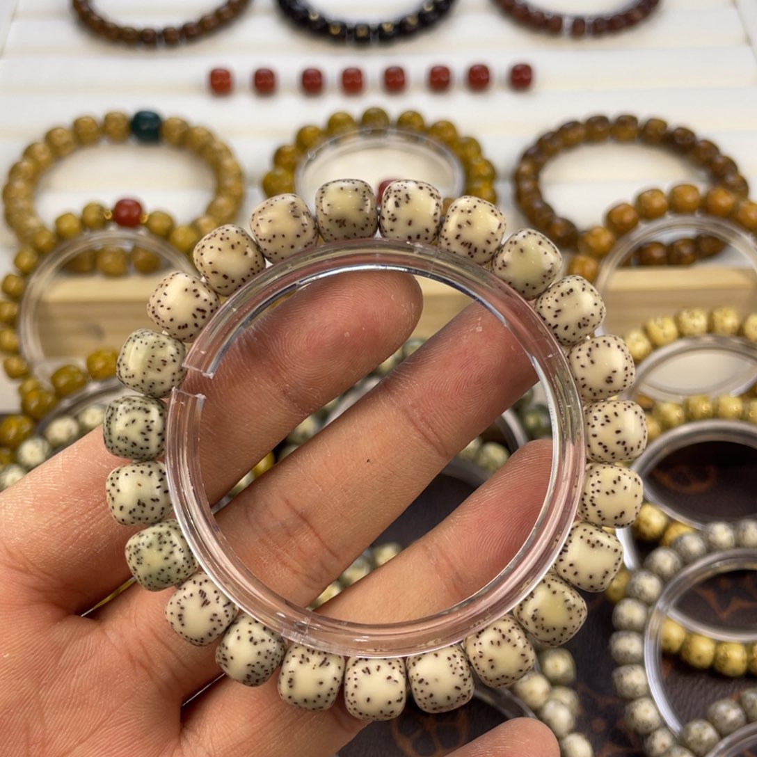 吊坠星月菩提福利拍