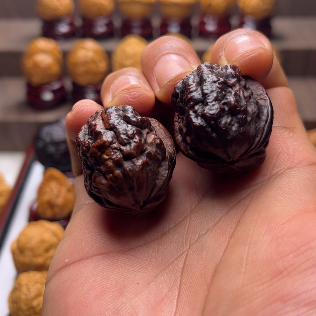 文玩核桃吊坠舍利地闷2¥