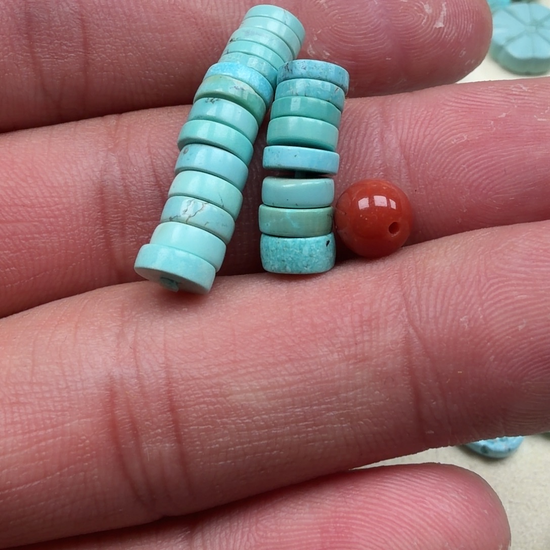 榮***南红玛瑙未镶嵌珠宝奇石