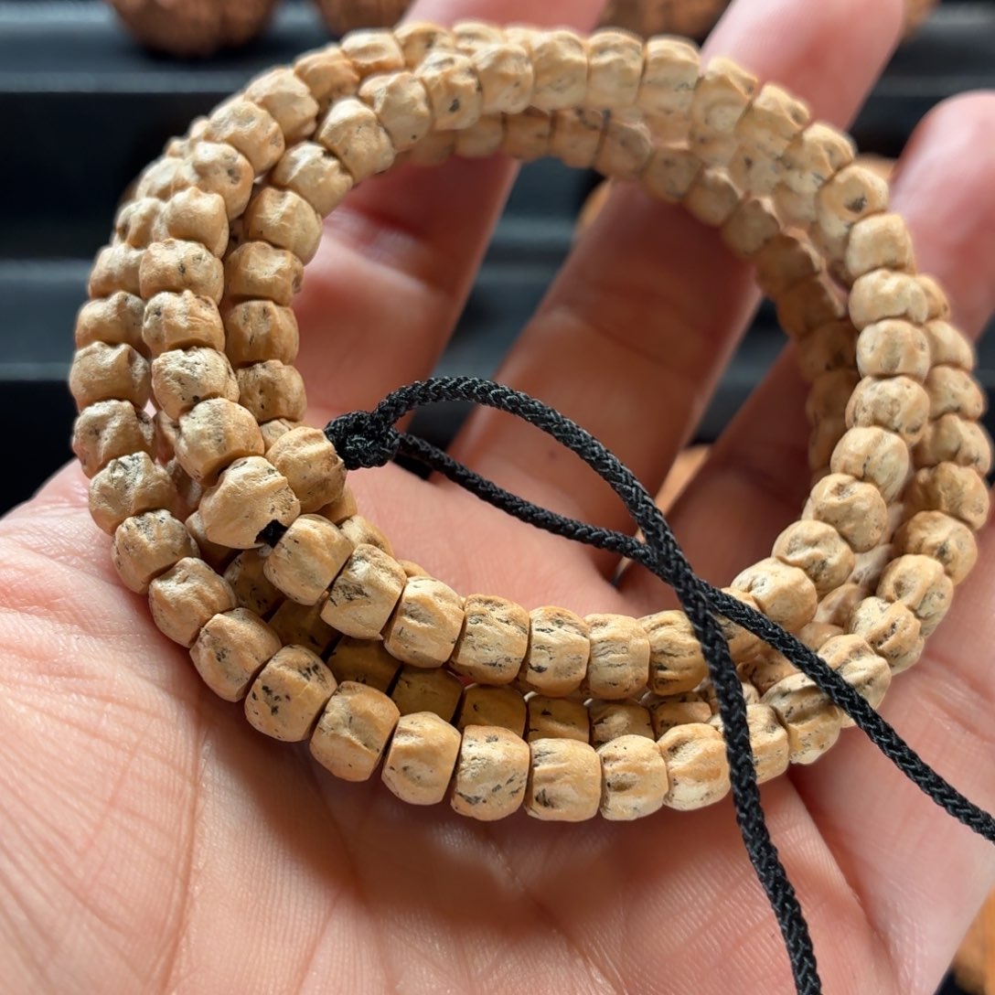 把件桃核果冻皮百香籽0.7