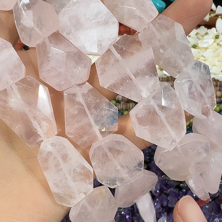 玛瑙/玉髓合金珠宝半成品一条粉水切面不规则