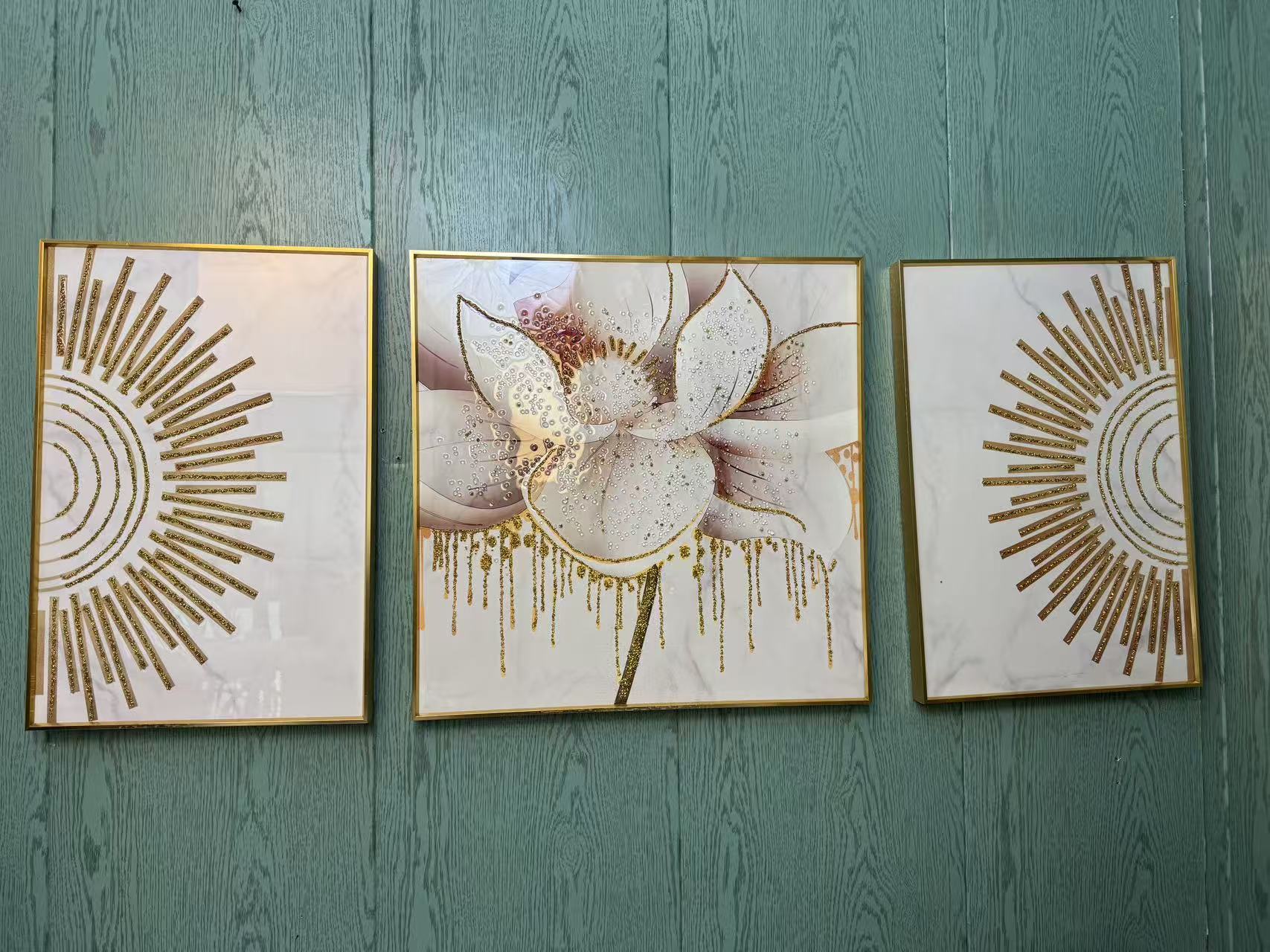 简约客厅沙发背景墙金色花瓣轻奢铝合金装饰画