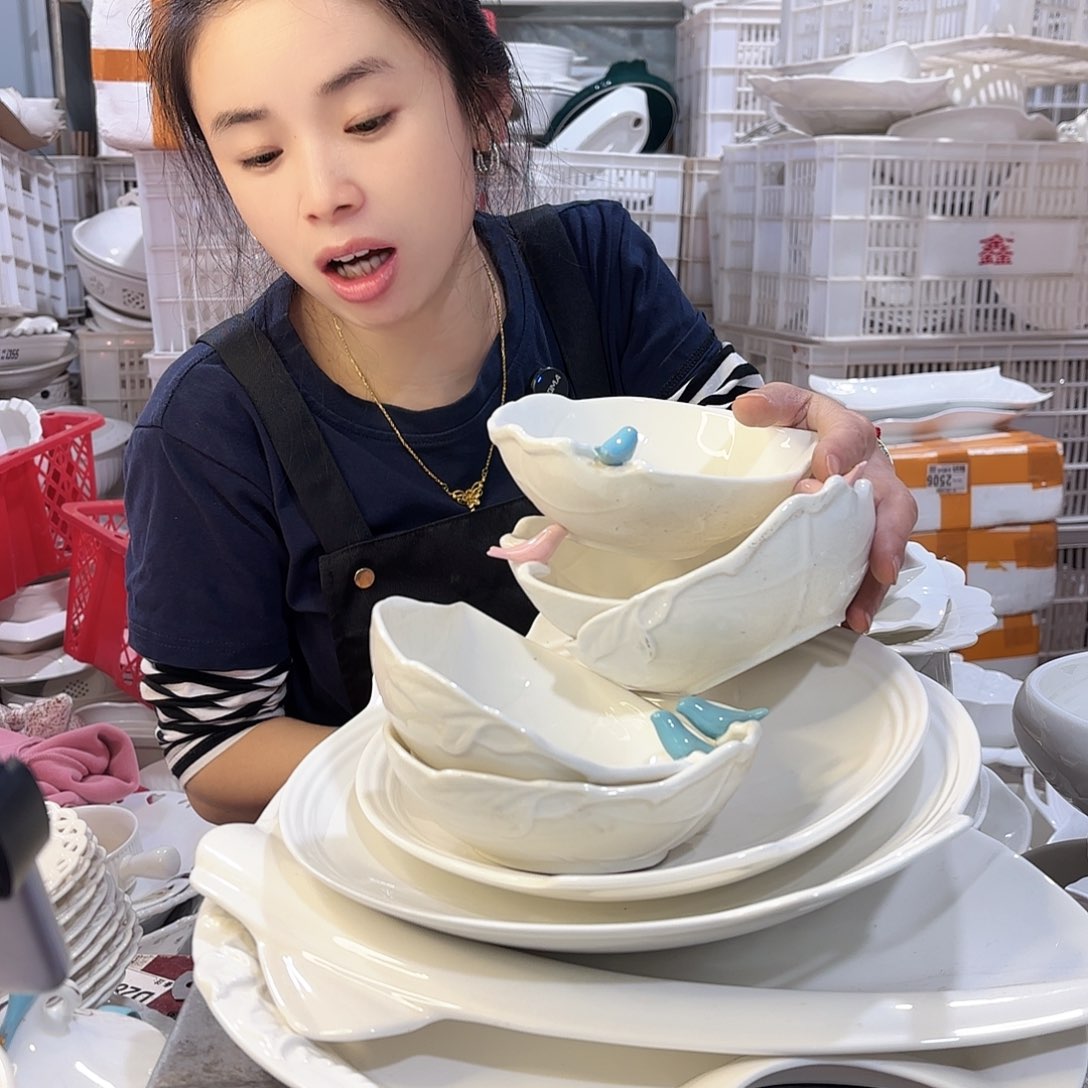 盘兜****y微瑕产品………D551九件套