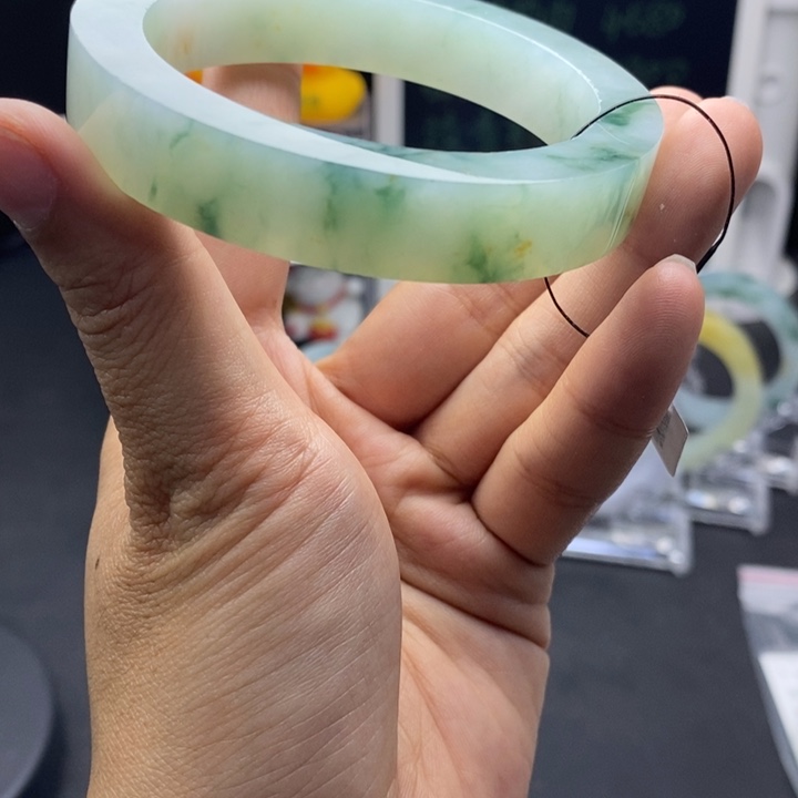 定制翡翠翡翠手镯未镶嵌