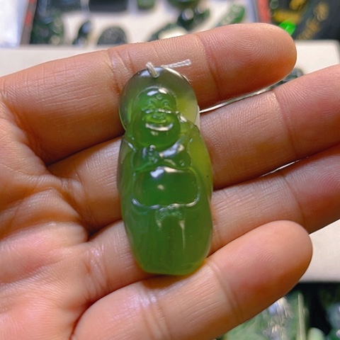 蛇纹石玉颈饰未镶嵌快**享