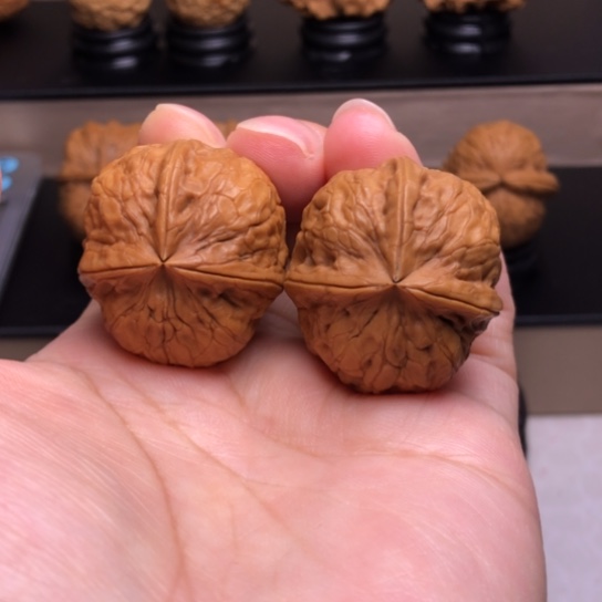 文玩核桃把件聚宝盆三楞10