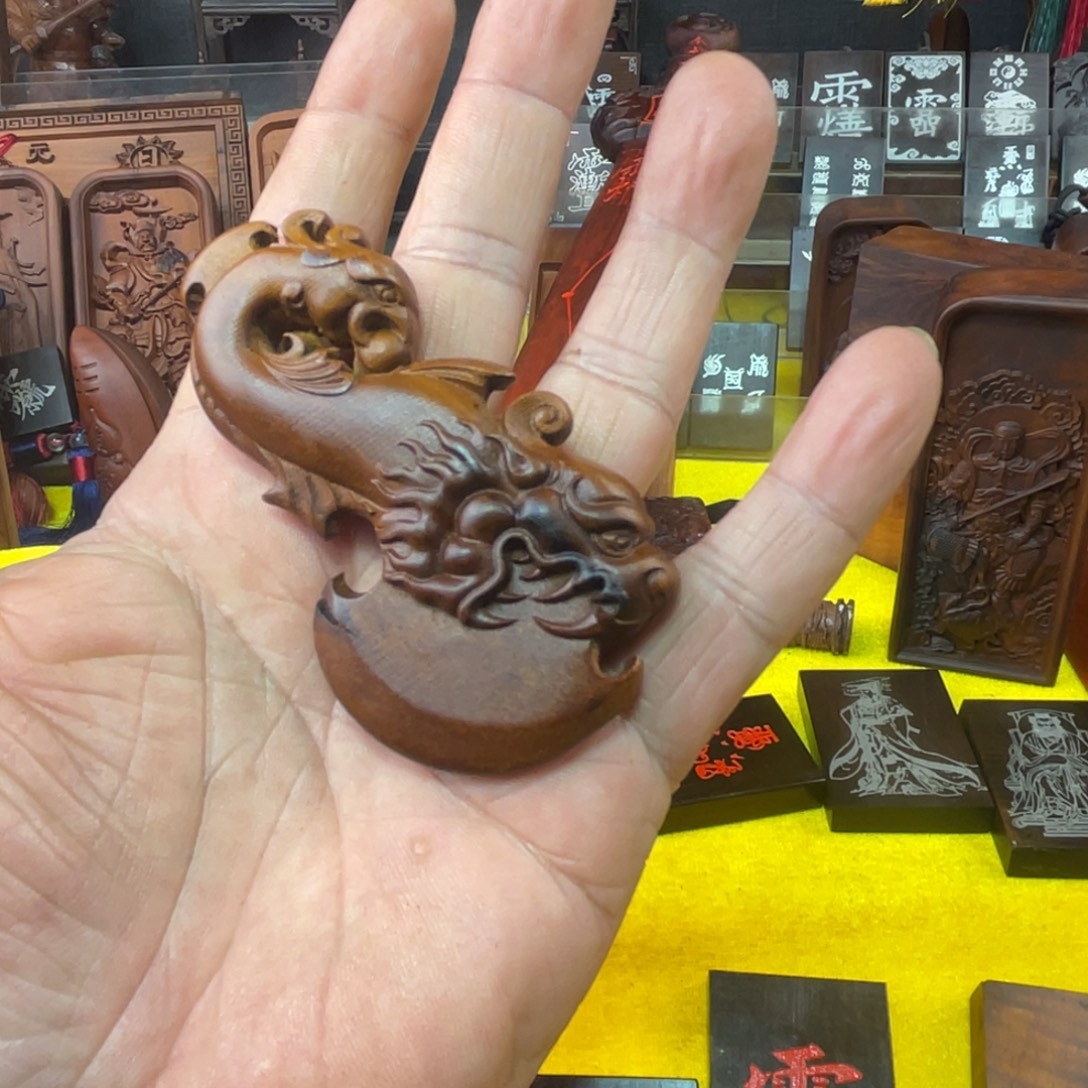 枣木雷击枣木雕刻斧子