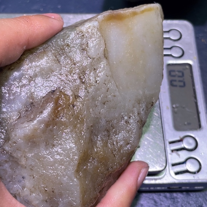 和田玉（糖玉）未镶嵌珠宝半成品