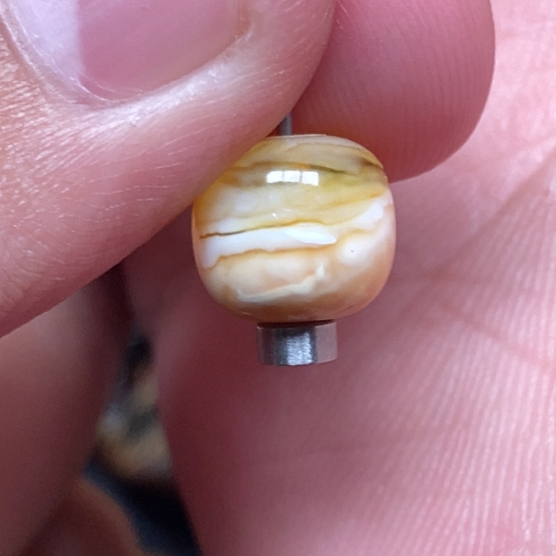 就***头琥珀未镶嵌裸石蜜蜡