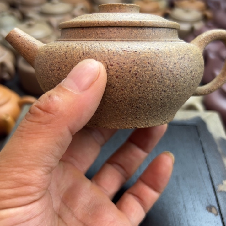 茶壶紫砂青降坡泥料