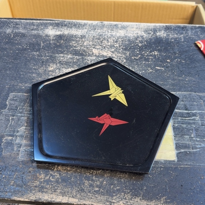 瓷片有划痕……哈哈哈哈哈哈