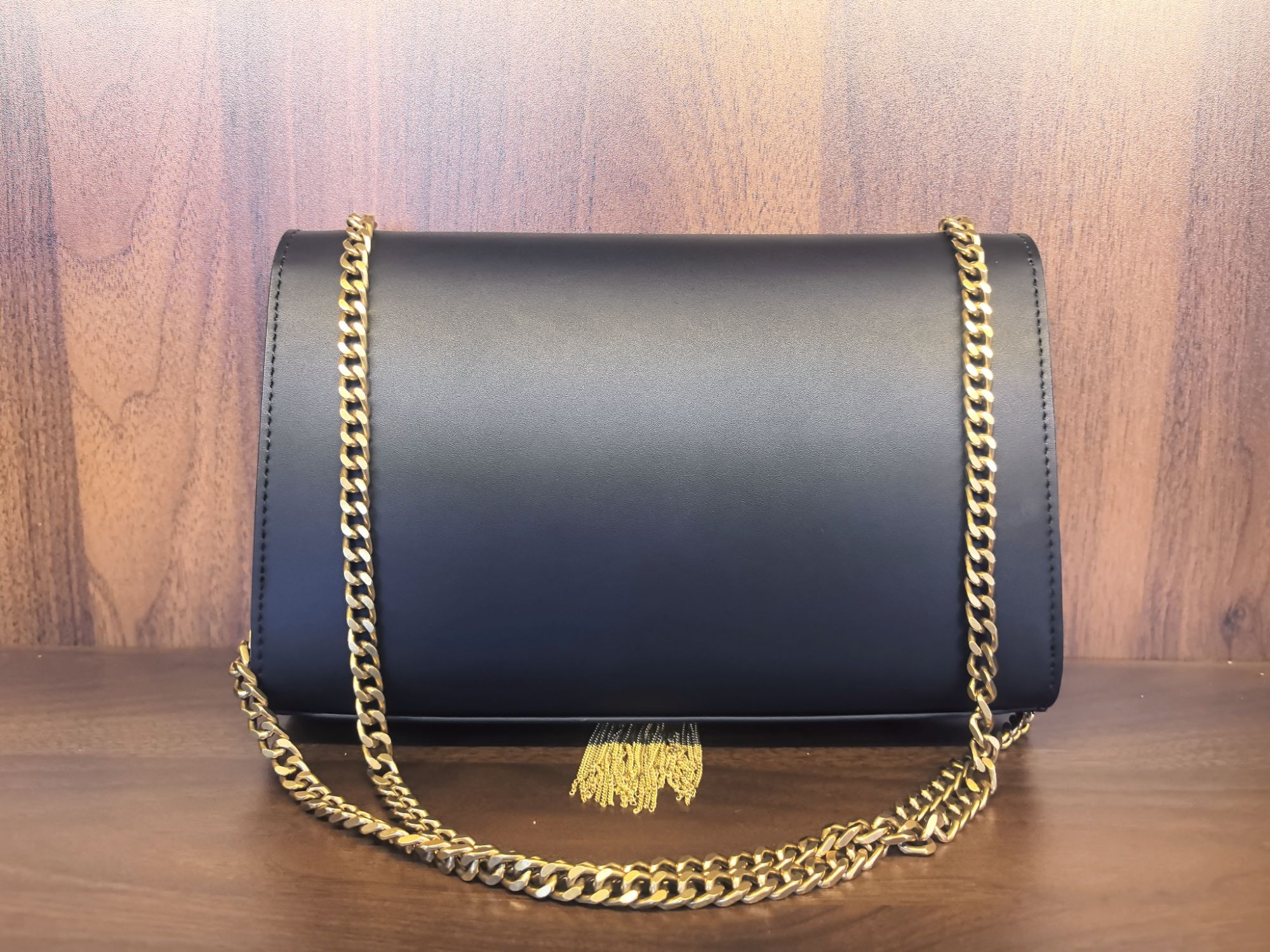 薇薇手工真皮包2037-24-黑色-长24x高16-流苏阳A168