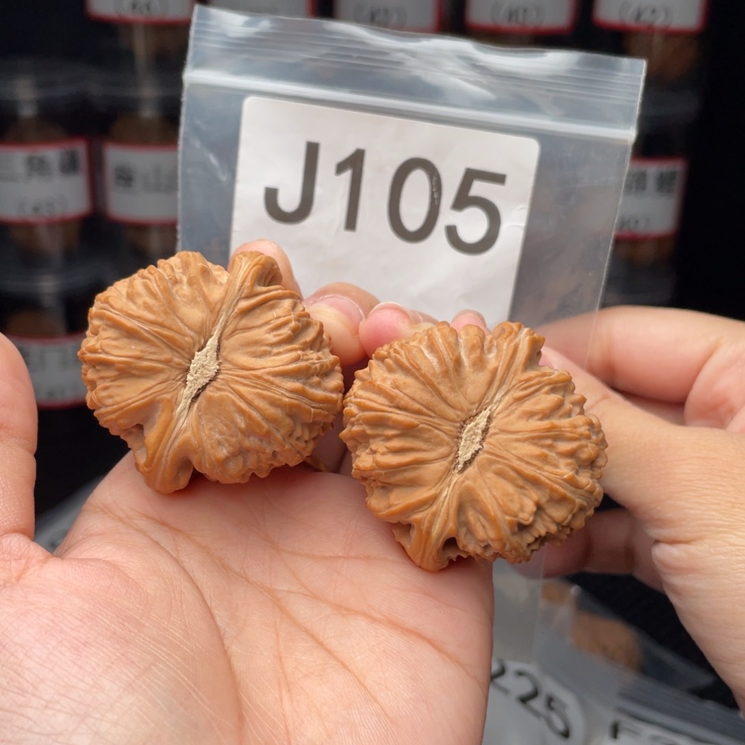 文玩核桃把件43闷白