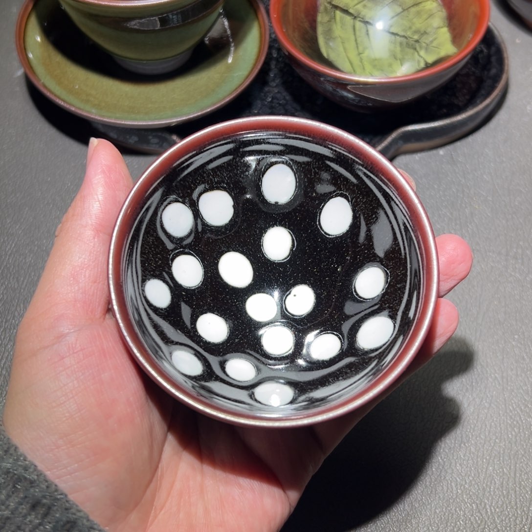 茶盏我也很累呀今天不来