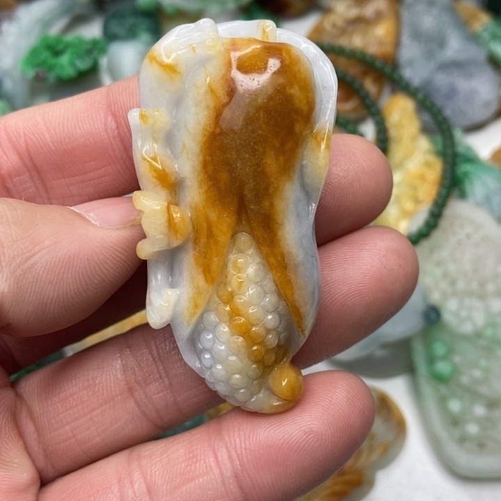 定制翡翠未镶嵌翡翠