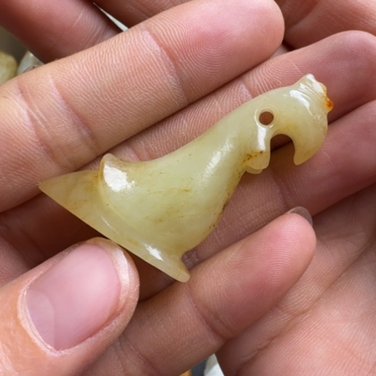 和田玉挂件未镶嵌随***看