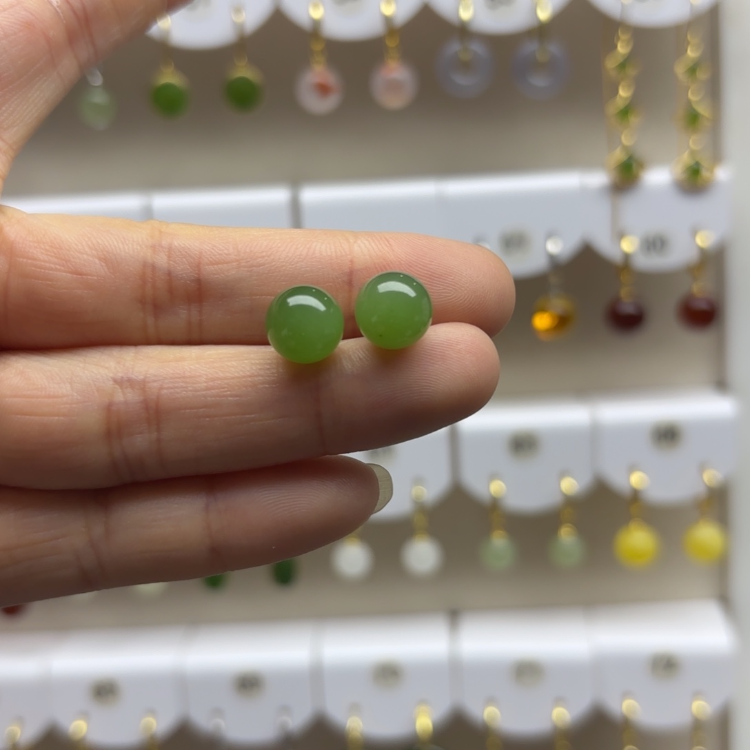 和田玉银S925镶嵌耳饰10mm 