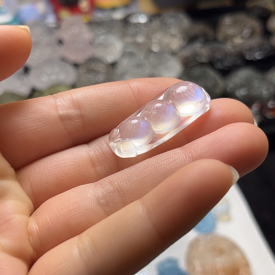 颈饰银S925镶嵌水晶s**a蓝月光豆子22
