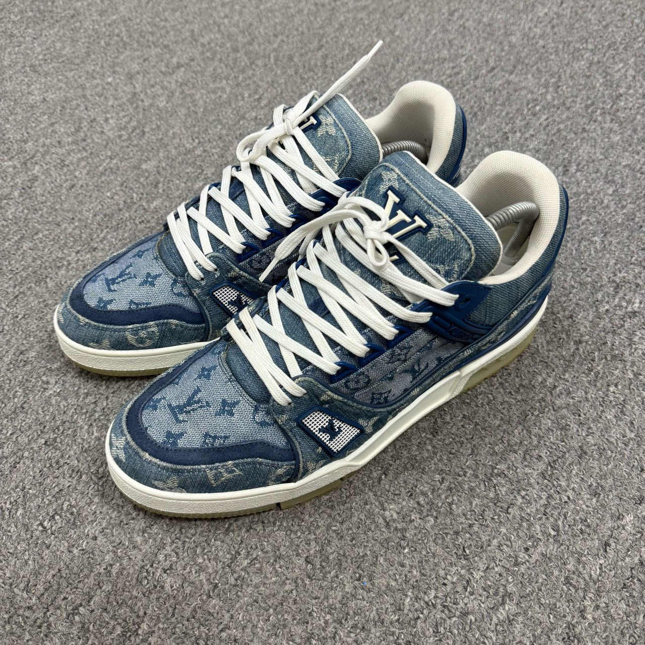 99新 LouisVuitton/路易威登 13698851牛仔蓝老花满印板鞋42码