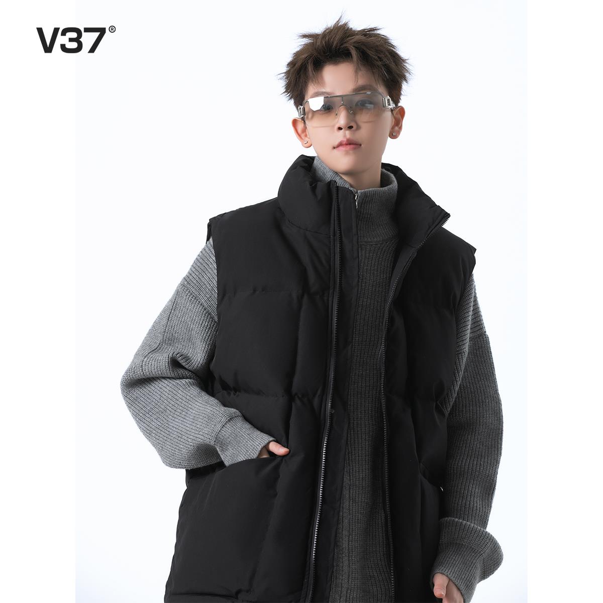 V37 巴恩风马甲服背心男款2024冬季新款无袖青少年宽松衣外套
