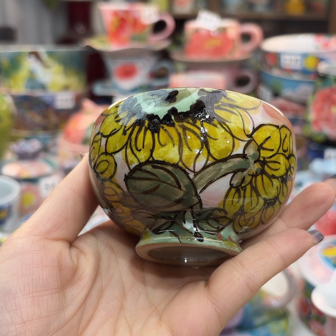 瓷片我不在这里干什么