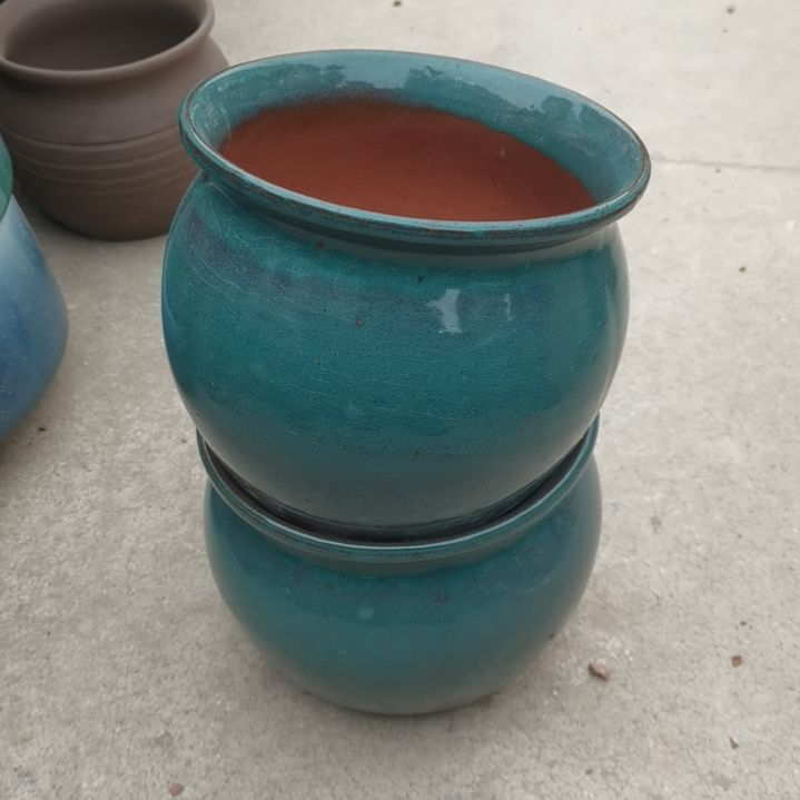 红陶口18高16瑕疵两个