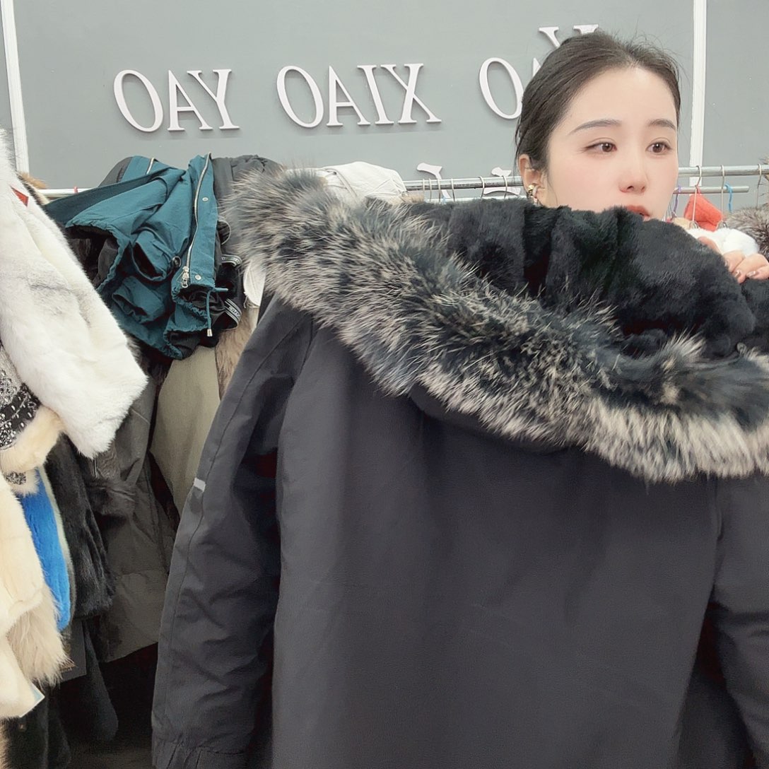 姚小妖家高端皮草