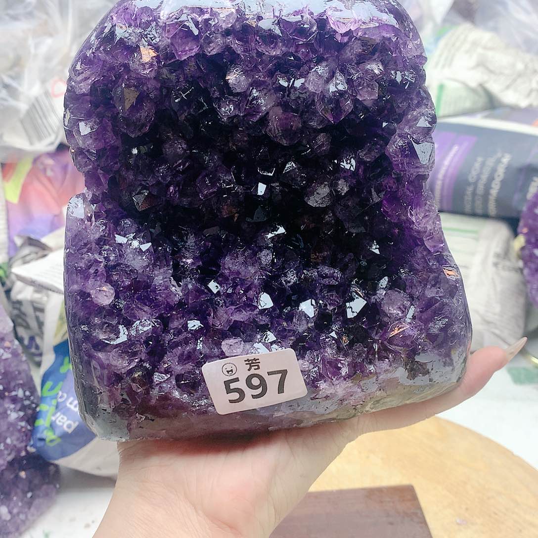 紫晶大型摆件（非配饰）未镶嵌