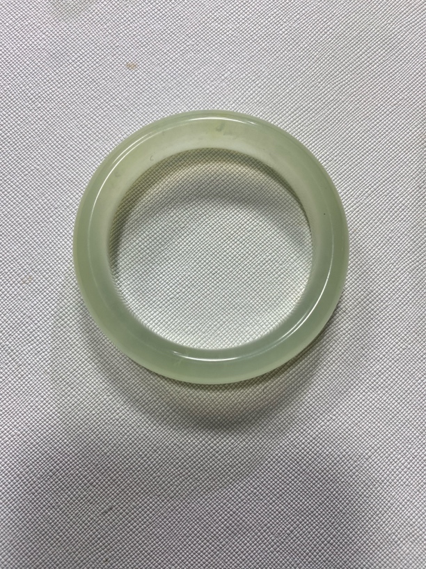 纯天然精品岫玉手镯