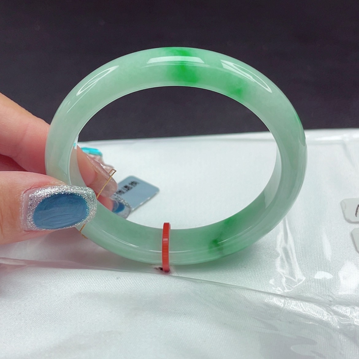 【闪购商品】未镶嵌手镯翡翠55圈贵妃785