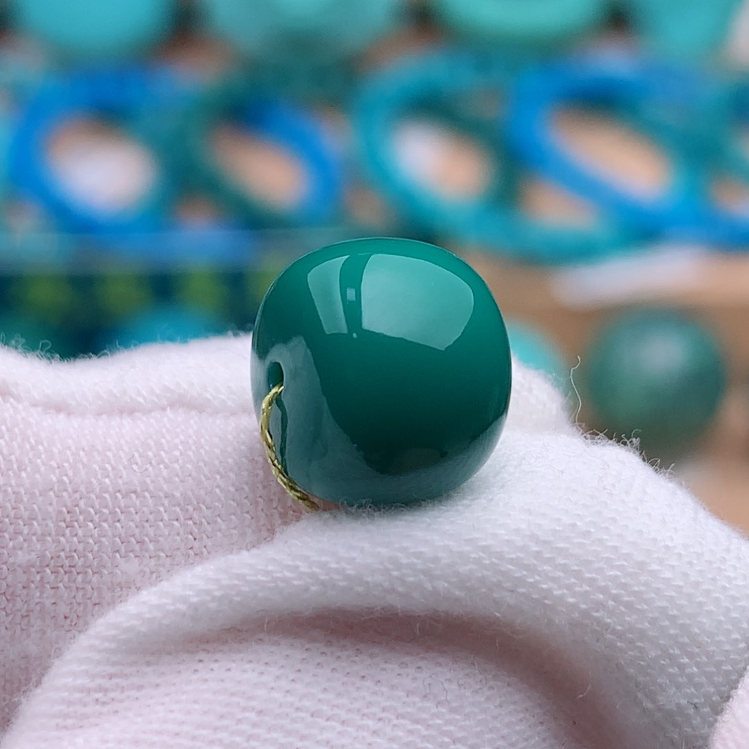 未镶嵌绿松石珠宝奇石陈*